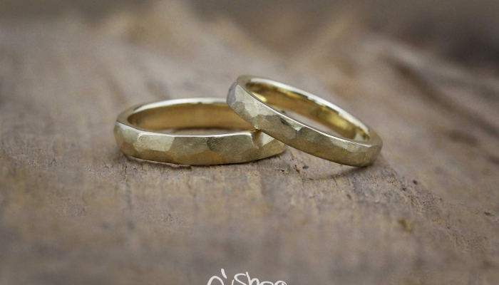 faceted-wedding-rings-gold-2